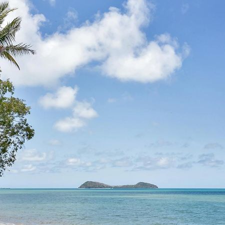 Agincourt Beachfront Apartments Clifton Beach Bagian luar foto